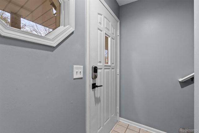 35857 Hunter Avenue, Westland, MI 48185