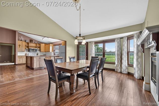 8175 Farley Road, Pinckney, MI 48169