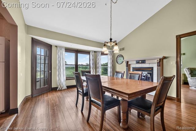 8175 Farley Road, Pinckney, MI 48169