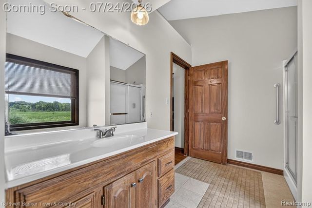 8175 Farley Road, Pinckney, MI 48169