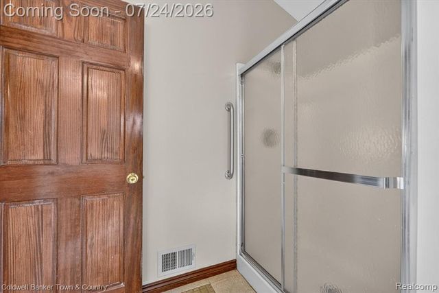 8175 Farley Road, Pinckney, MI 48169