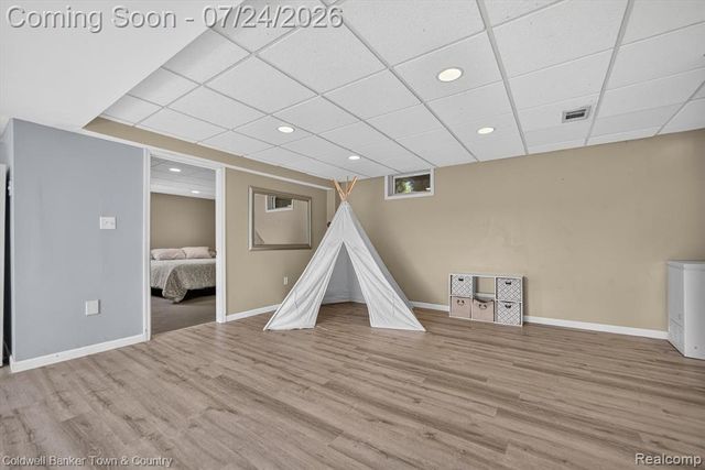 8175 Farley Road, Pinckney, MI 48169