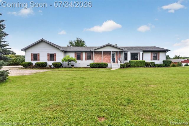 8175 Farley Road, Pinckney, MI 48169
