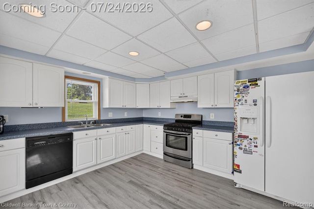 8175 Farley Road, Pinckney, MI 48169
