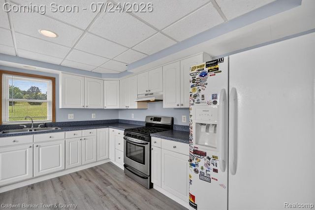 8175 Farley Road, Pinckney, MI 48169