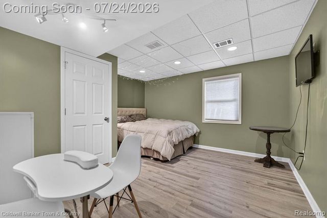 8175 Farley Road, Pinckney, MI 48169