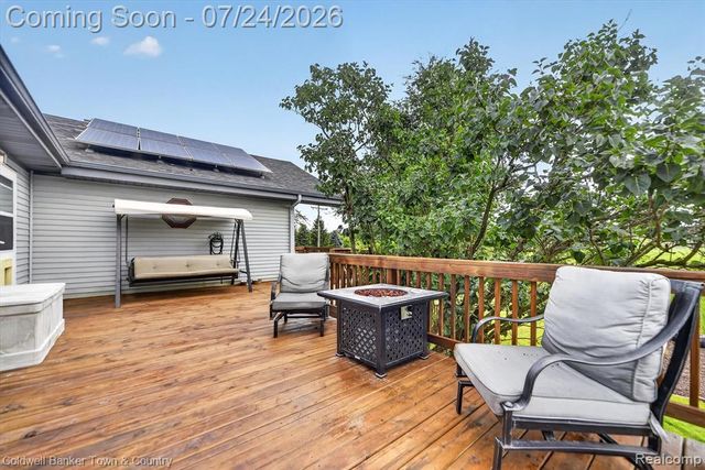 8175 Farley Road, Pinckney, MI 48169