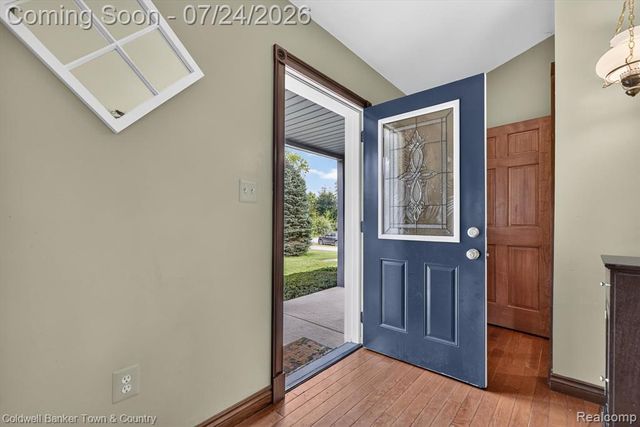 8175 Farley Road, Pinckney, MI 48169