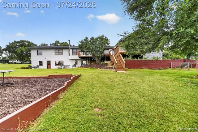 8175 Farley Road, Pinckney, MI 48169