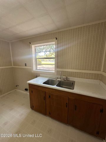 13524 Scruggs Lane, Biloxi, MS 39532