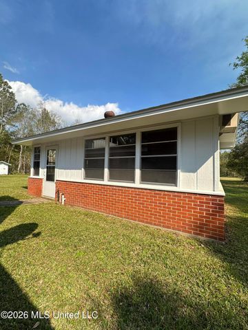 13524 Scruggs Lane, Biloxi, MS 39532