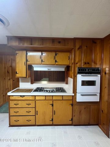 13524 Scruggs Lane, Biloxi, MS 39532