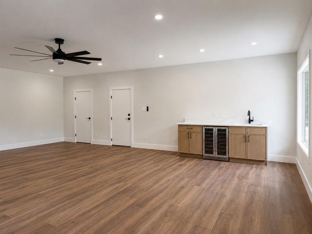 1200 Spruce ST, Lockhart, TX 78644