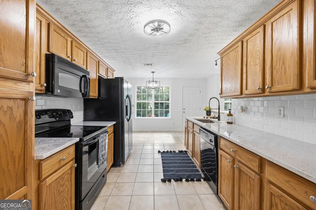 125 Oak Hill Drive, Covington, GA 30016