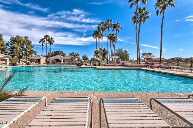 9746 E Coopers Hawk Drive, Sun Lakes, AZ 85248
