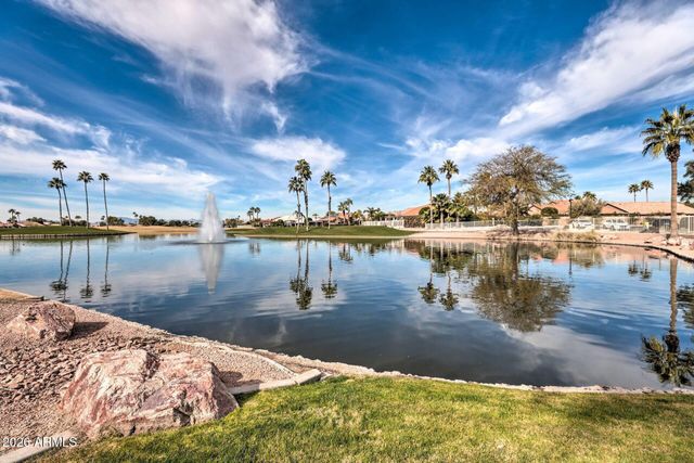 9746 E Coopers Hawk Drive, Sun Lakes, AZ 85248