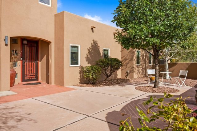 11605 Holly Avenue NE, Albuquerque, NM 87122