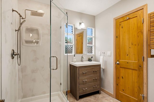 11605 Holly Avenue NE, Albuquerque, NM 87122
