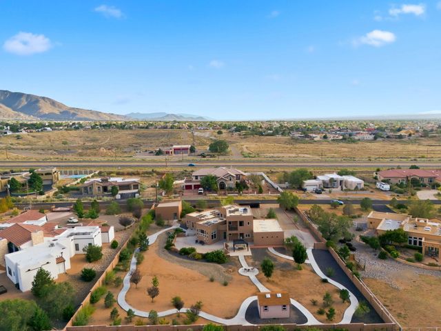 11605 Holly Avenue NE, Albuquerque, NM 87122