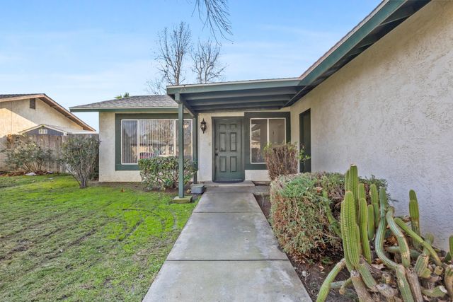 201 Star Court, Bakersfield, CA 93308