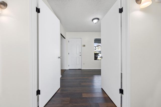 201 Star Court, Bakersfield, CA 93308