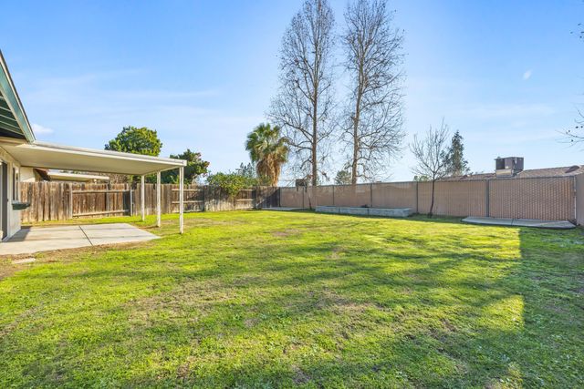 201 Star Court, Bakersfield, CA 93308