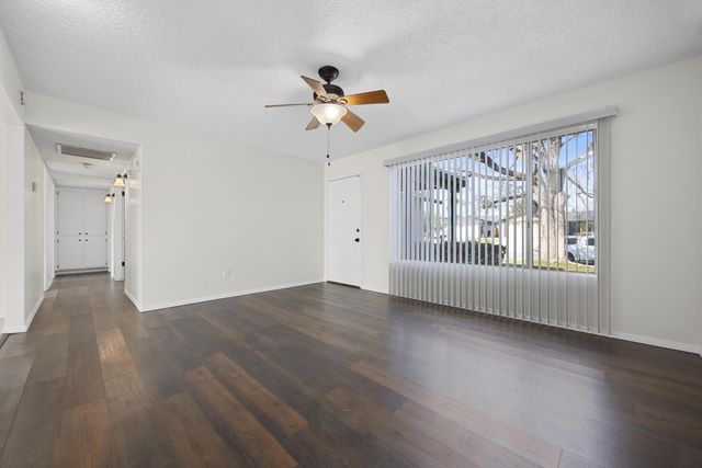 201 Star Court, Bakersfield, CA 93308