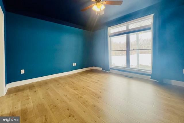 116 WAYPOINTE CT, Fredericksburg, VA 22406