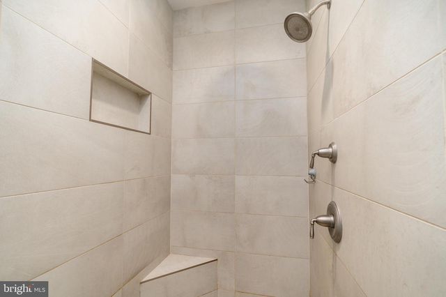 116 WAYPOINTE CT, Fredericksburg, VA 22406