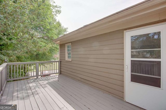 483 Mountain Oaks Parkway, Stone Mountain, GA 30087