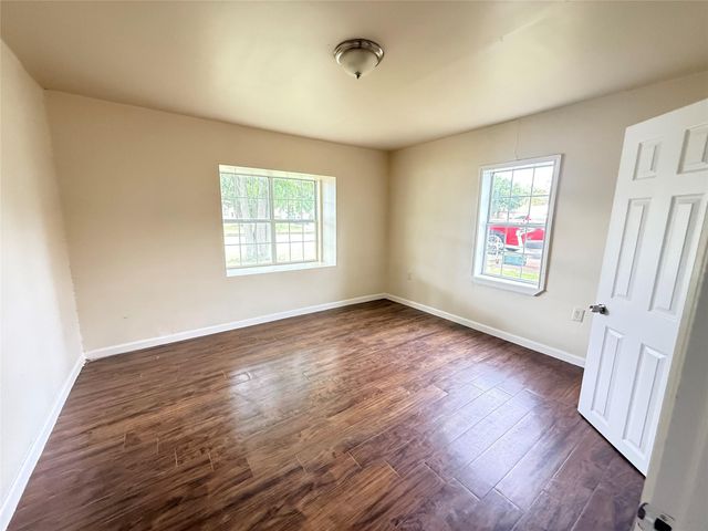 2622 34th Avenue N, Texas City, TX 77590