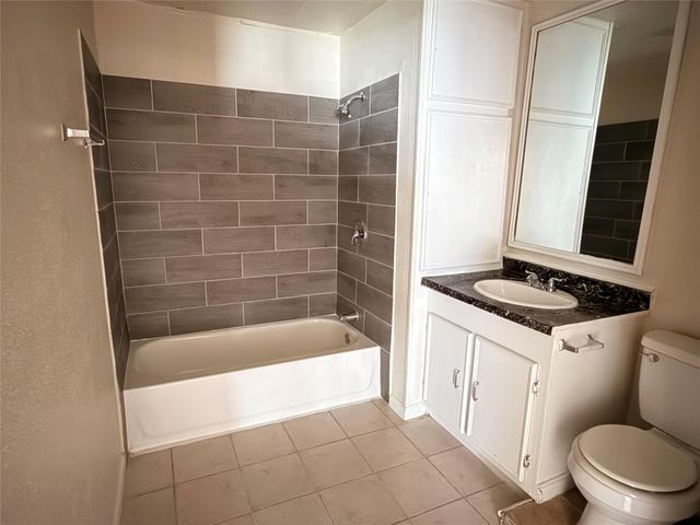 2622 34th Avenue N, Texas City, TX 77590