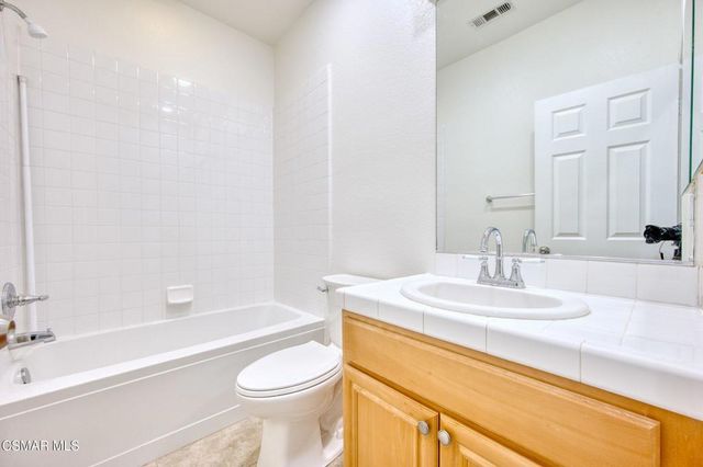 4751 Via Altamira, Newbury Park, CA 91320