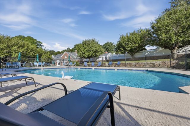 308 Old Country Rd 308, Wenham, MA 01984