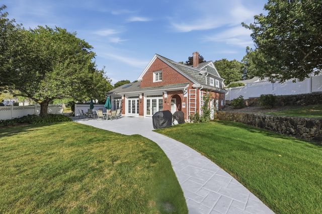308 Old Country Rd 308, Wenham, MA 01984