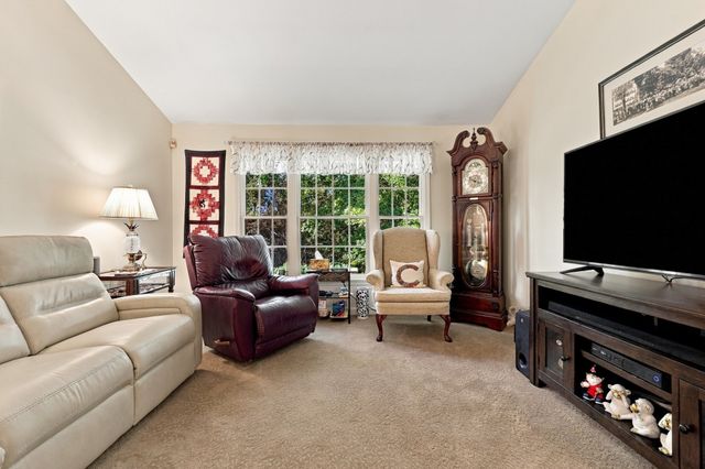 308 Old Country Rd 308, Wenham, MA 01984