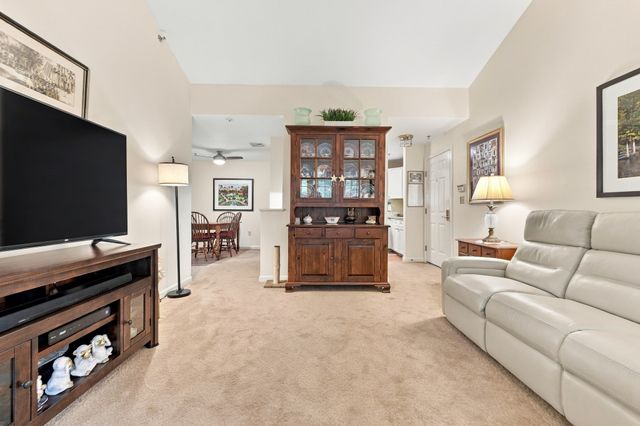 308 Old Country Rd 308, Wenham, MA 01984