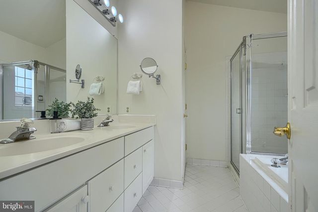 2208 MEARS LN, Silver Spring, MD 20906