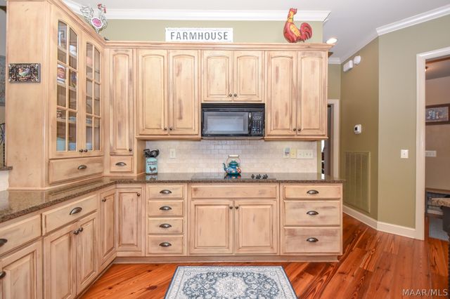 160 Aegean Way, Wetumpka, AL 36093