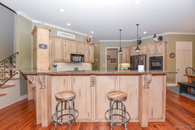 160 Aegean Way, Wetumpka, AL 36093