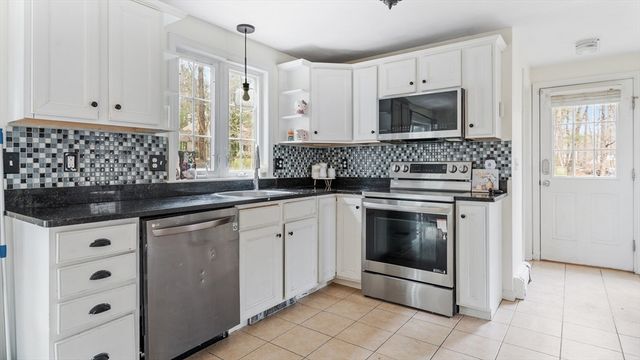 427 S Worcester St., Norton, MA 02766