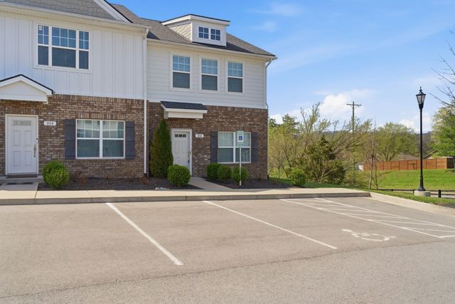 102 Dry Creek Commons Dr, Goodlettsville, TN 37072