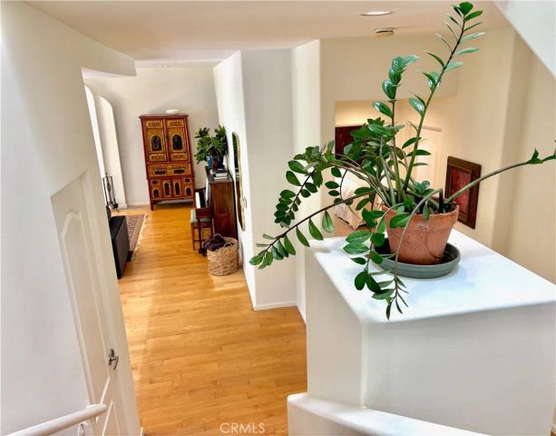 10055 Reevesbury Drive, Beverly Hills, CA 90210