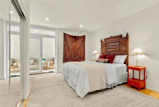 10055 Reevesbury Drive, Beverly Hills, CA 90210