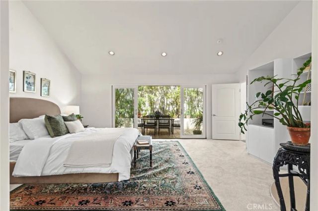 10055 Reevesbury Drive, Beverly Hills, CA 90210