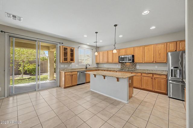 3025 W T RYAN Lane, Phoenix, AZ 85041