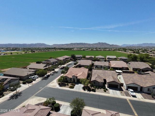 3025 W T RYAN Lane, Phoenix, AZ 85041