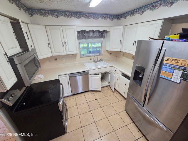 1727 POPLAR Drive, Orange Park, FL 32073