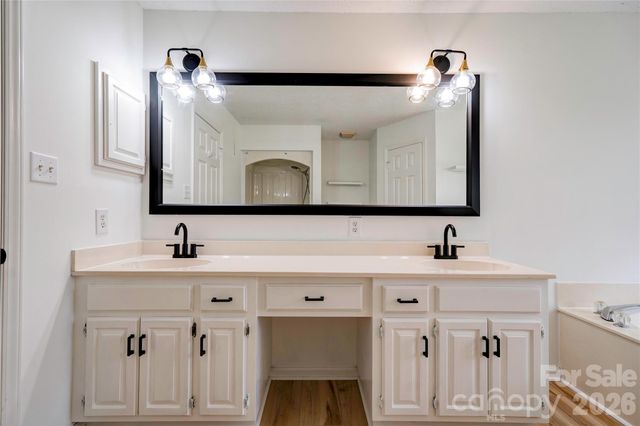 124 Gold Run Court, Kings Mountain, NC 28086