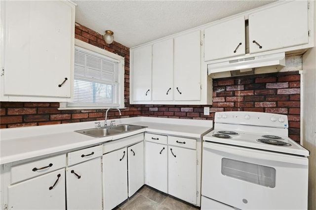 1501 N 22nd Street, Kansas City, KS 66102